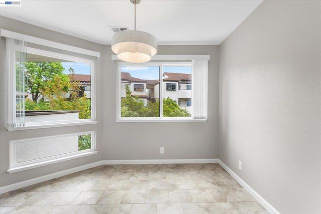 21109 Gary Dr 203, Hayward, CA 94546