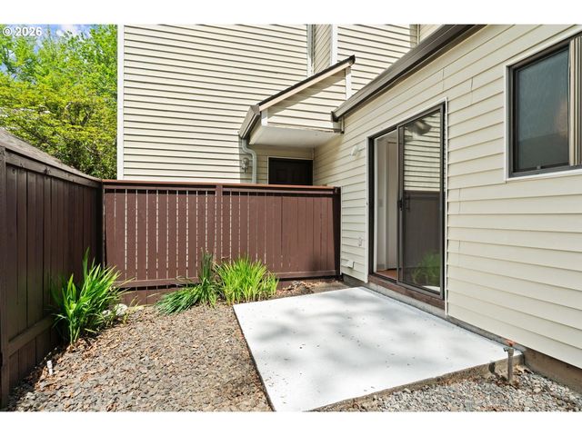 5792 Sw 204TH Pl, Beaverton, OR 97078