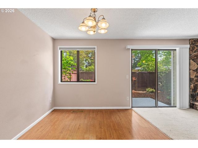 5792 Sw 204TH Pl, Beaverton, OR 97078