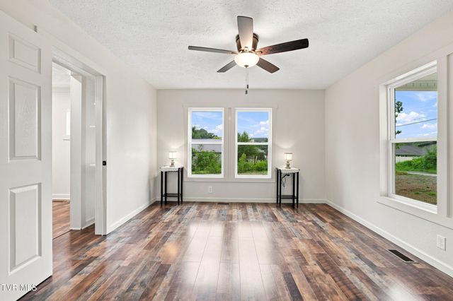 225 Glen Avenue, Kingsport, TN 37665