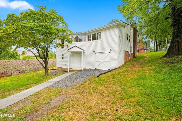 225 Glen Avenue, Kingsport, TN 37665