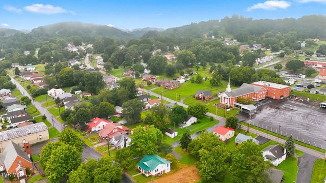 225 Glen Avenue, Kingsport, TN 37665