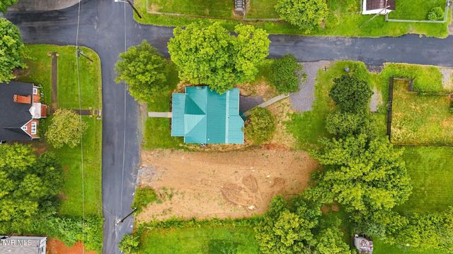 225 Glen Avenue, Kingsport, TN 37665