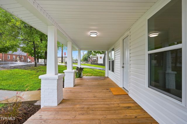 225 Glen Avenue, Kingsport, TN 37665