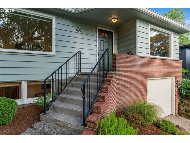 6900 Sw 4TH Ave, Portland, OR 97219