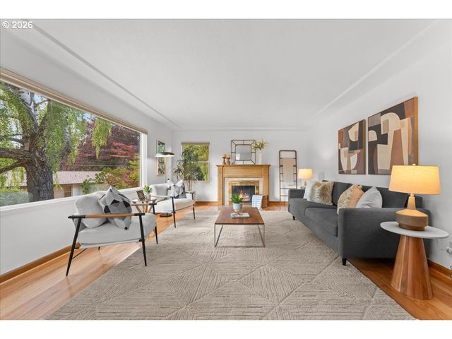 6900 Sw 4TH Ave, Portland, OR 97219
