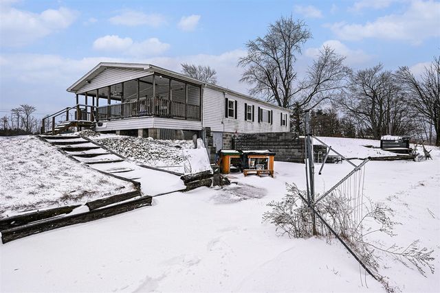 68854 34th Avenue, Covert, MI 49043