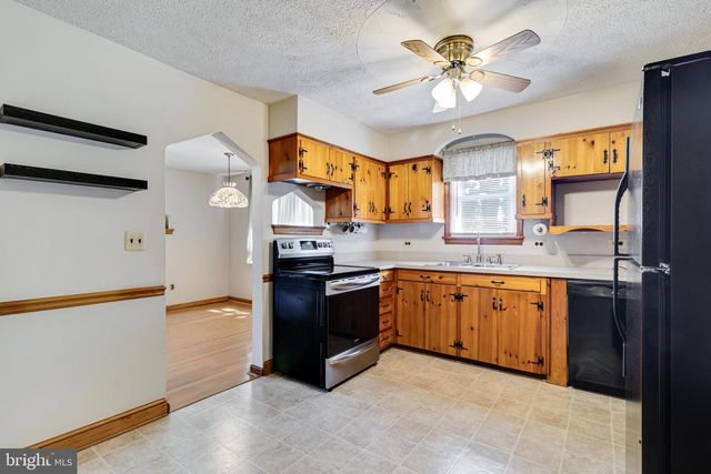 8855 MARSHALL CORNER RD, Pomfret, MD 20675