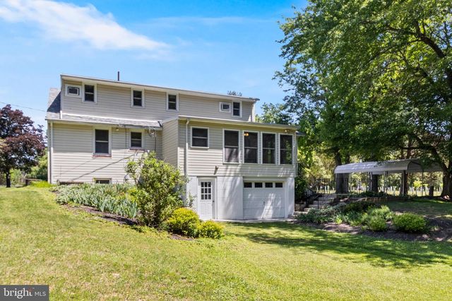 8855 MARSHALL CORNER RD, Pomfret, MD 20675