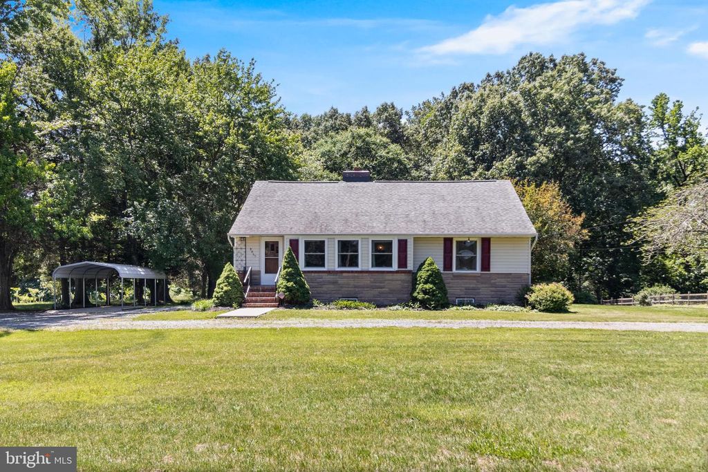 Image 1 of property listing at 8855 MARSHALL CORNER RD, Pomfret, MD 20675