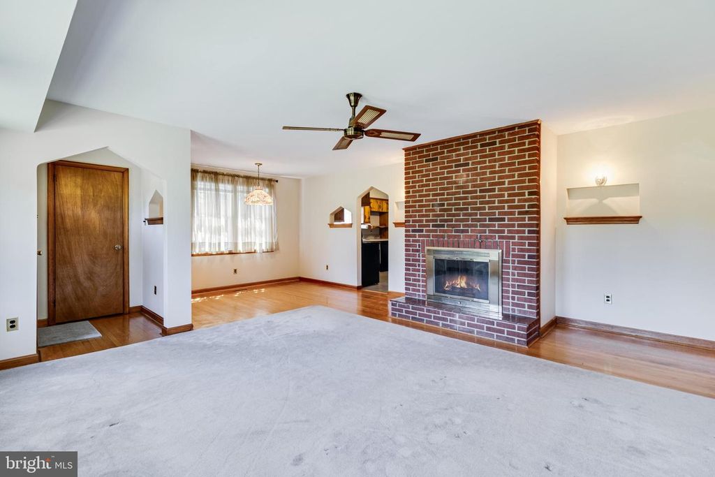 Image 11 of property listing at 8855 MARSHALL CORNER RD, Pomfret, MD 20675