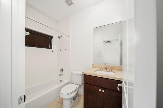 22 Hermann Park Court, Houston, TX 77021