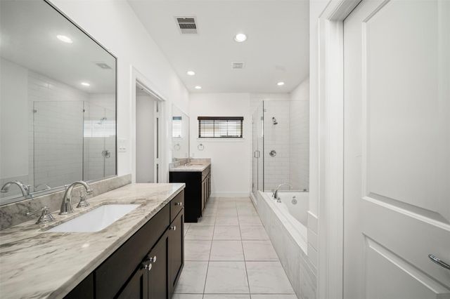 22 Hermann Park Court, Houston, TX 77021