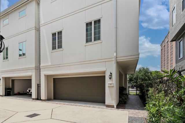 22 Hermann Park Court, Houston, TX 77021
