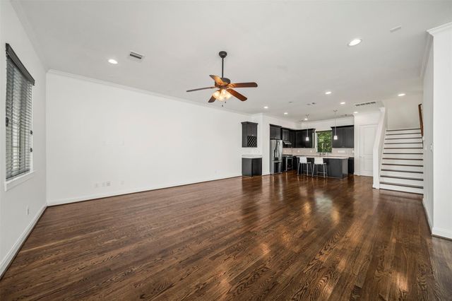 22 Hermann Park Court, Houston, TX 77021