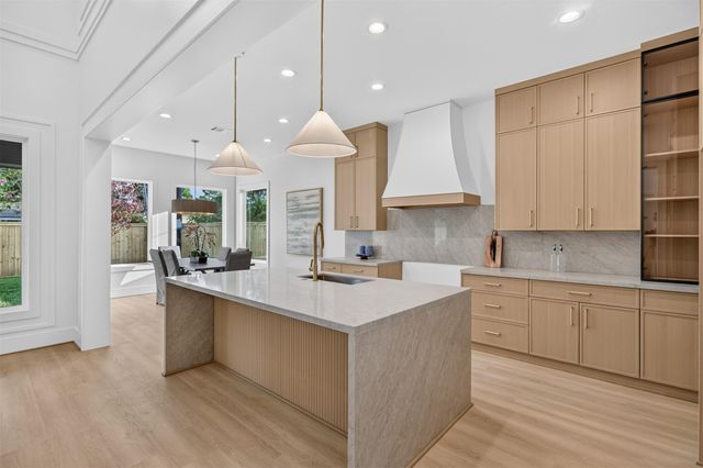 5313 Verdome Lane, Houston, TX 77092