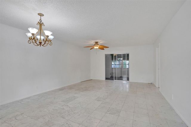 439 SW Natura Avenue A, Deerfield Beach, FL 33441