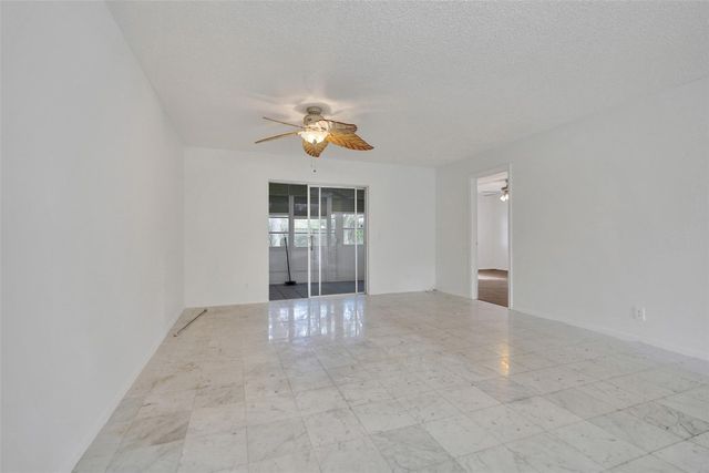 439 SW Natura Avenue A, Deerfield Beach, FL 33441