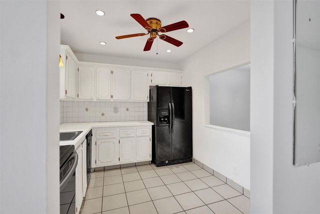 439 SW Natura Avenue A, Deerfield Beach, FL 33441