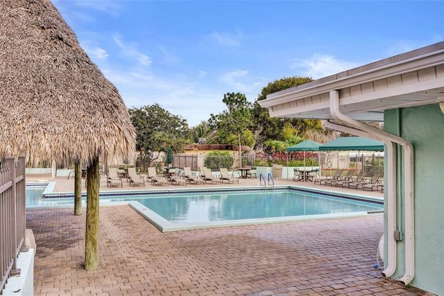 439 SW Natura Avenue A, Deerfield Beach, FL 33441