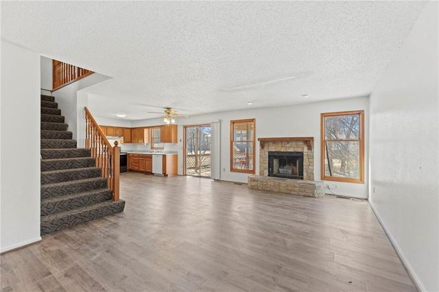 1523 E 123RD Terrace, Olathe, KS 66061