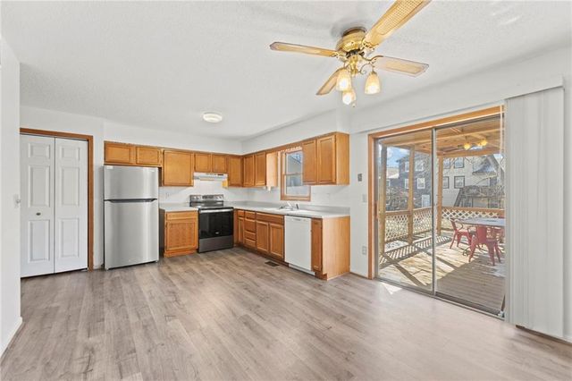 1523 E 123RD Terrace, Olathe, KS 66061
