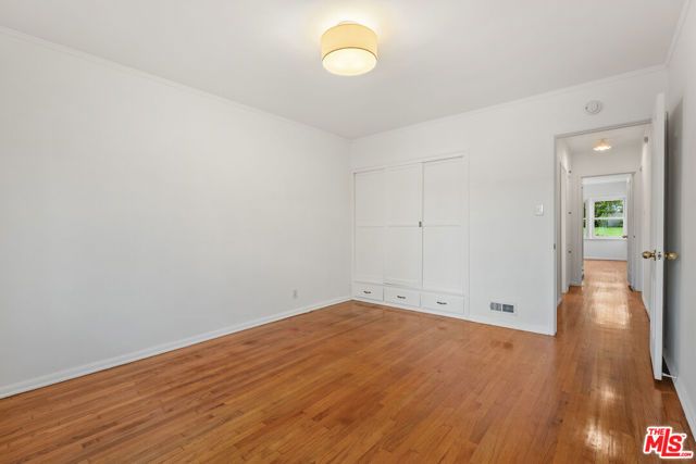 2244 Hillsboro Avenue, Los Angeles, CA 90034