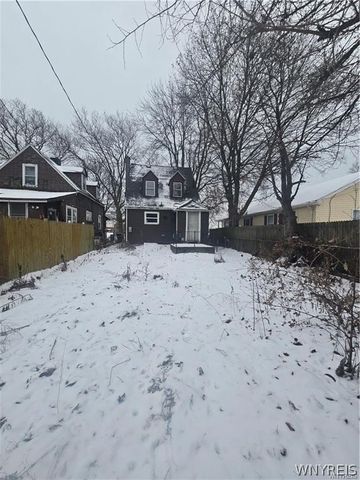 33 A Street, Niagara Falls, NY 14303