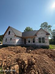 7946 Beeler Farms Lane, Knoxville, TN 37918