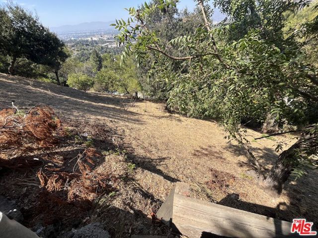 7247 W Sunnydip Trail, Los Angeles, CA 90068