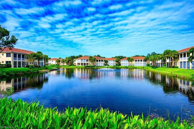 900 L Ambiance CIR 9-106, Naples, FL 34108