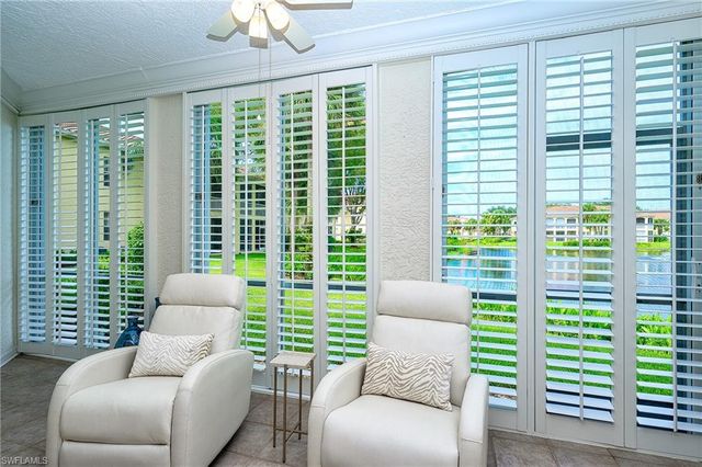 900 L Ambiance CIR 9-106, Naples, FL 34108