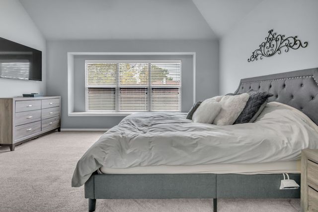 6548 Fairview Drive, Watauga, TX 76148