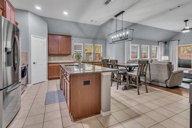 6548 Fairview Drive, Watauga, TX 76148