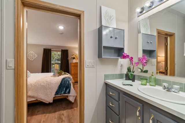 521 Sheldon Heights Road, Sheldon, VT 05483