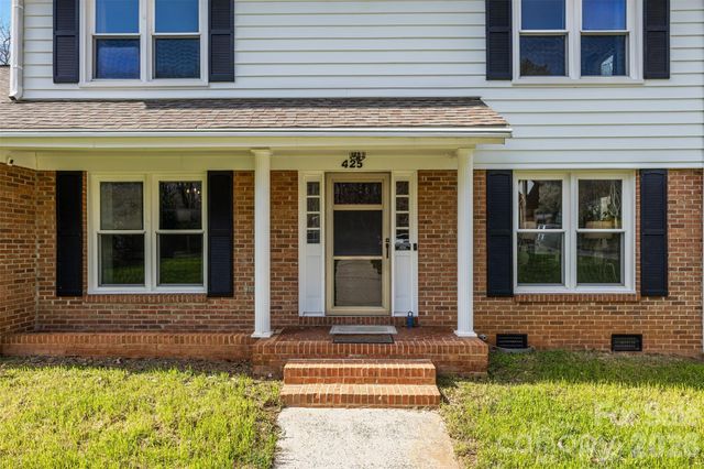 425 Kelford Lane, Charlotte, NC 28270