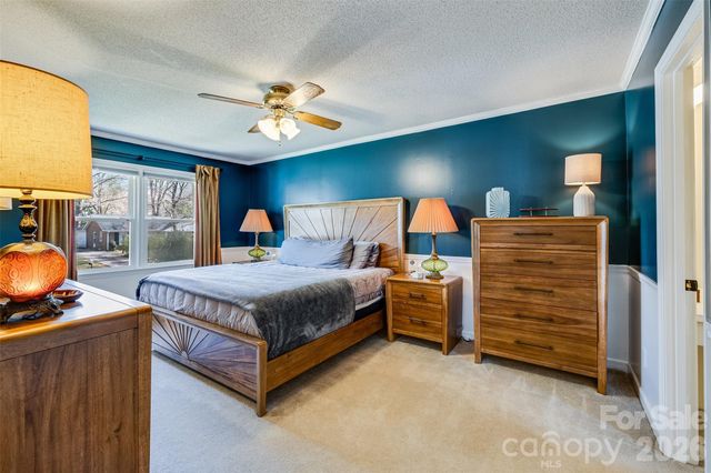 425 Kelford Lane, Charlotte, NC 28270