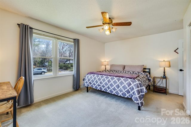 425 Kelford Lane, Charlotte, NC 28270