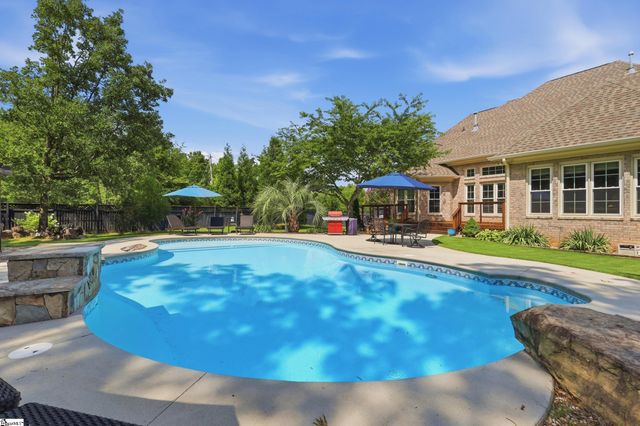 2 Stonebrook Farm Way, Greenville, SC 29615