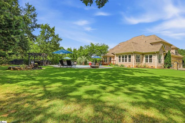2 Stonebrook Farm Way, Greenville, SC 29615