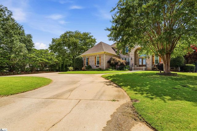 2 Stonebrook Farm Way, Greenville, SC 29615