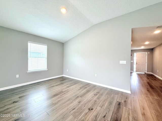 1385 PANTHER LAKE Parkway, Jacksonville, FL 32221