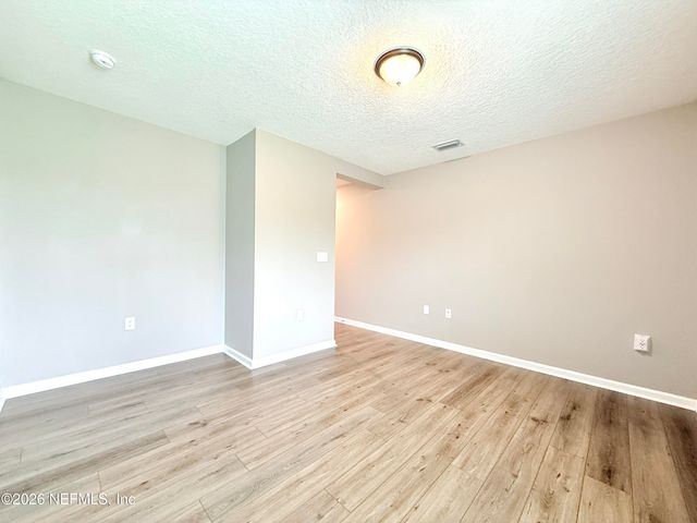 1385 PANTHER LAKE Parkway, Jacksonville, FL 32221