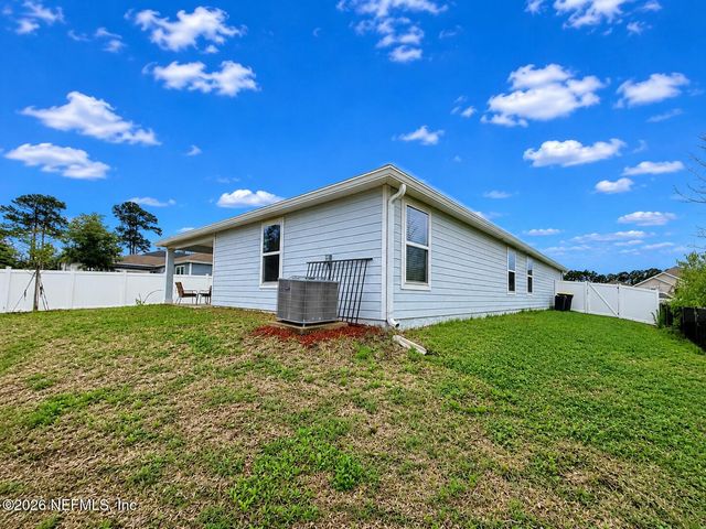 1385 PANTHER LAKE Parkway, Jacksonville, FL 32221