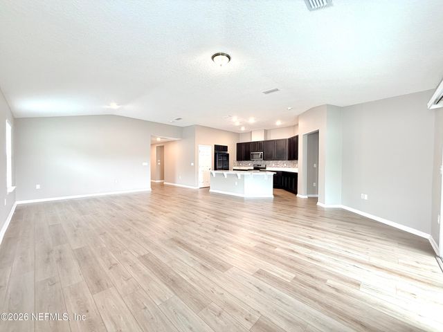1385 PANTHER LAKE Parkway, Jacksonville, FL 32221