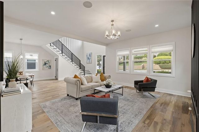2014 Cambridge Avenue, College Park, GA 30337