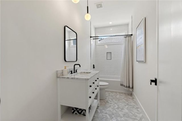 2014 Cambridge Avenue, College Park, GA 30337