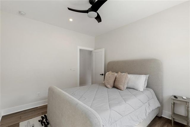 2014 Cambridge Avenue, College Park, GA 30337