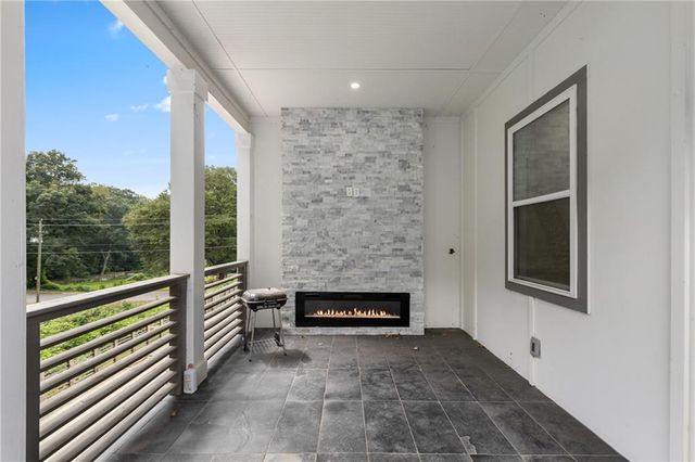 2014 Cambridge Avenue, College Park, GA 30337