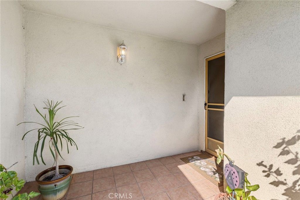 19708 Dalfsen Avenue, Carson, CA 90746 — photo 4